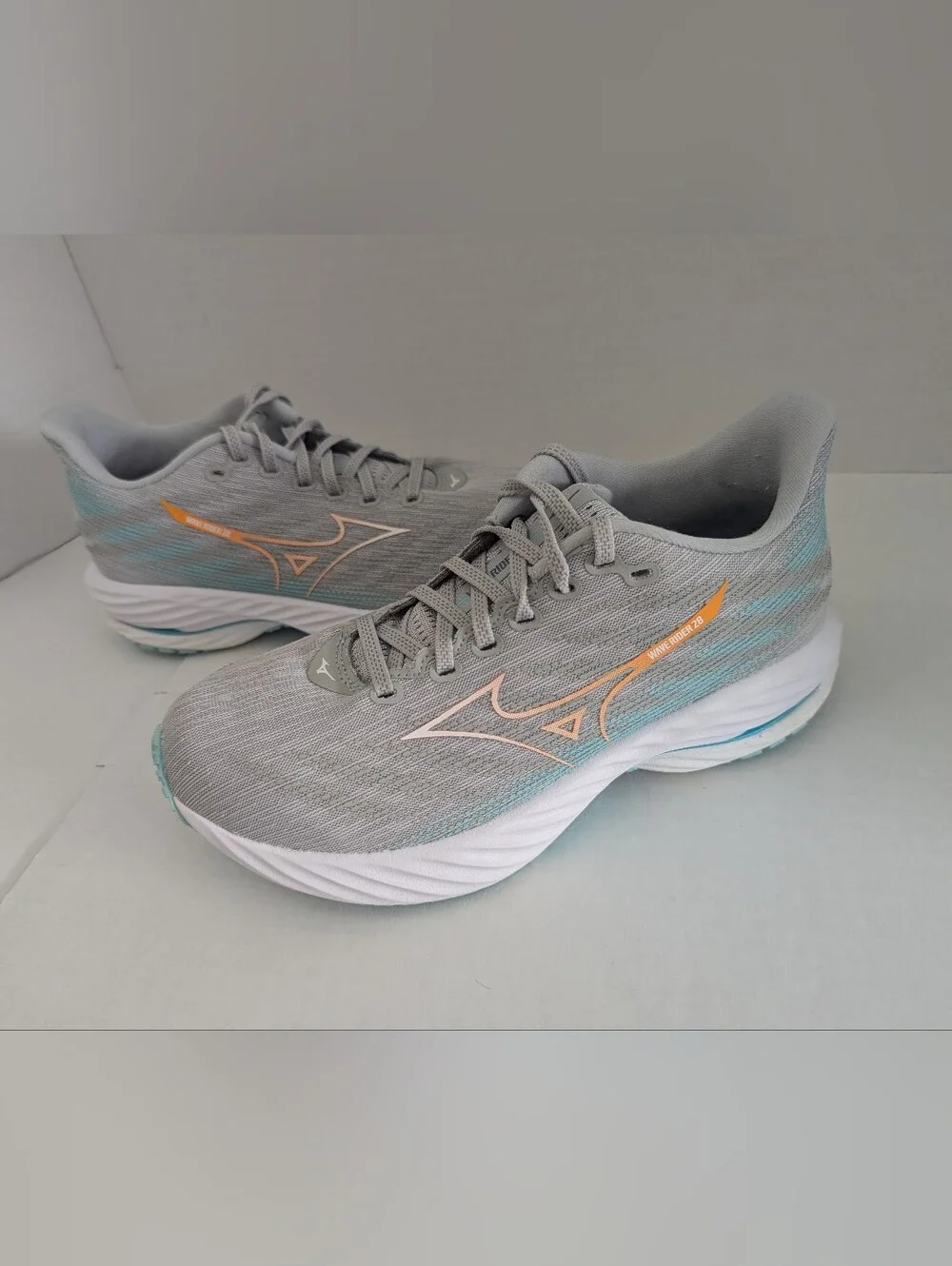 Mizuno Wave Rider 28 Womens Running Shoe Harbor Mist/ White/ Aruba Blue Size 8.5
